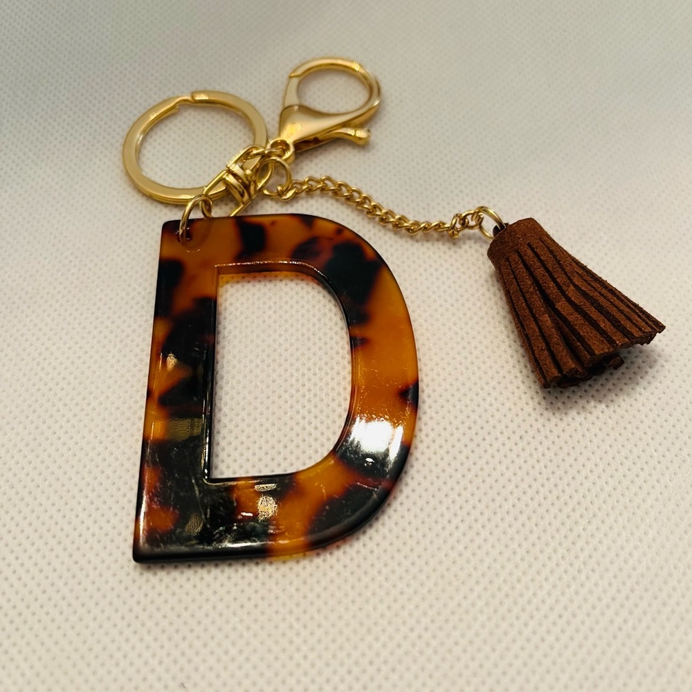 (D) Alphabet Keychain